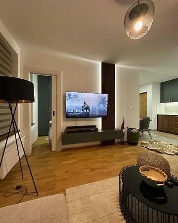 Mija - Divcinova 3 Apartment *