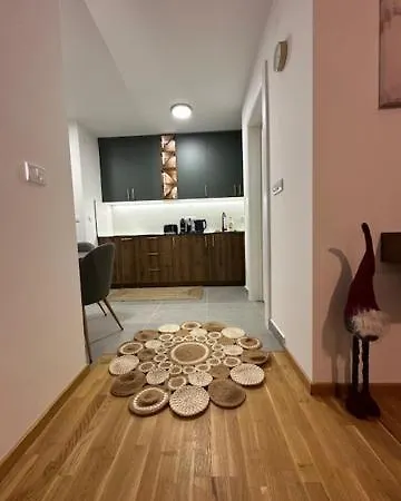 Apartment Mija - Divcinova 3 *